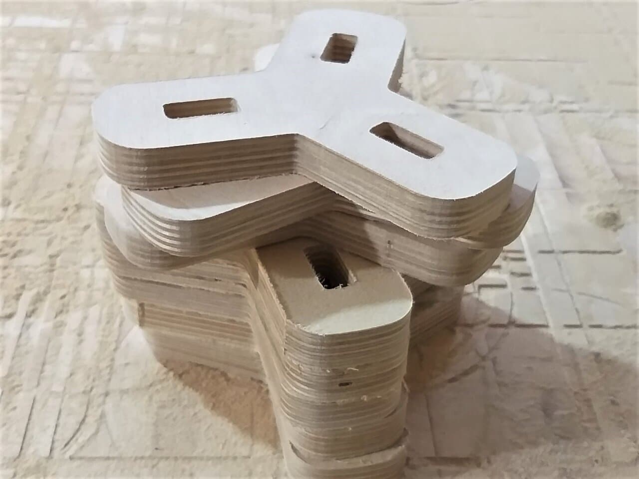 резка фрезой ЧПУ